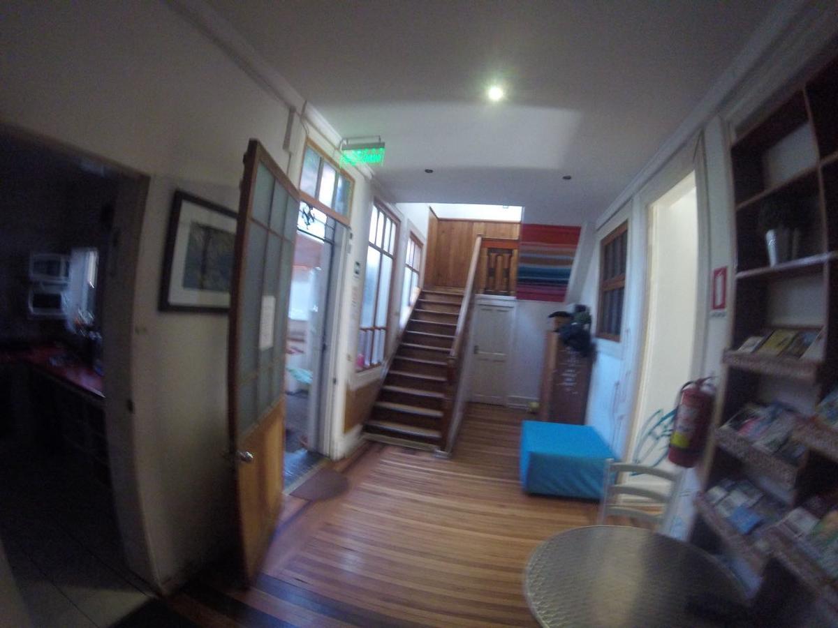 סנטיאגו Casa Roble Hostal Boutique מראה חיצוני תמונה